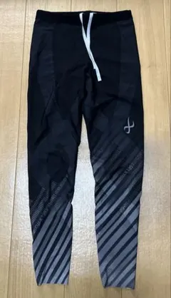 CW-X ウィメンズ　ブラックストライプ　ランニングパンツ・ウォーキングパンツ