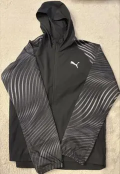 PUMA フード付きナイロンジャケット Mサイズ
