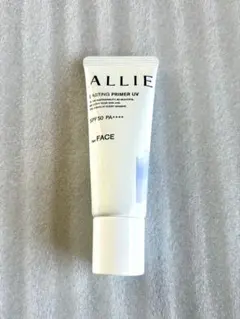ALLIEラスティングプライマーUV25g SPF50 PA++++のサムネイル