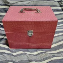 Item thumbnail for item 06d82055-ee9a-41bf-b6a5-b4fc75d269d3