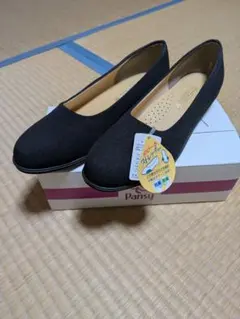 Pansy·パンジー· ブラックパンプス4055 24.5cm(3E)のサムネイル