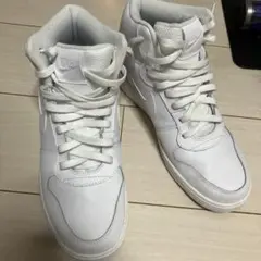 Nike ハイカットスニーカー ホワイト