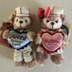 ダッフィーシェリーメイ　バレンタインぬいぐるみバッジ