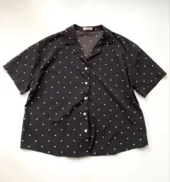 美品【ヴィンテージ】黒白ドット柄ブラウス　半袖　レトロ　水玉
