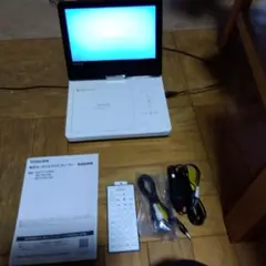 アドワン ポータブルDVDプレーヤー 本体 リモコン 取説 車載バッグほか