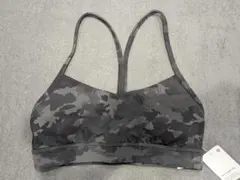 【lululemon】nulu ロングラインブラ　サイズ４のサムネイル