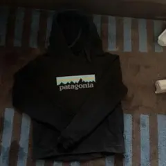 patagonia パーカー　ブラックのサムネイル
