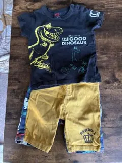 BABYDOLLTシャツとショートパンツセットのサムネイル