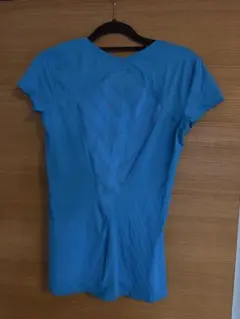 アンダーアーマーメッシュバックデザイン VネックTシャツ 2色セット