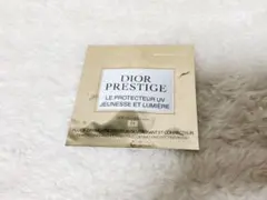 ディオール プレステージ ホワイト ル プロテクター UVルミエールBB 01