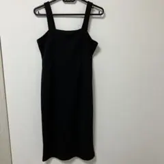 GU ブラック ジャンパースカート 後ろジッパー付き