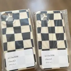 新品未使用　iPhone 13 ケース チェック柄 2個セット