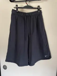 Nike ショートパンツ 黒 ジッパーポケット付き
