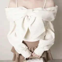 LIP SERVICE リボンオフショルロングスリーブトップス アイボリー
