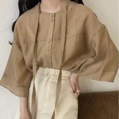 lawgy neck string sheer blouseのサムネイル