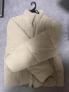 ベージュ コーデュロイ ダウンジャケット