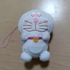 白いドラえもん ぬいぐるみ ストラップ付き