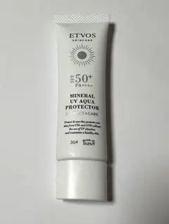 定価3960円　ETVOS ミネラル UV アクアプロテクター
