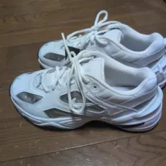 NIKE M2K TEKNO ホワイト シルバー スニーカー