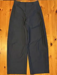 【美品】UNIQLOジャージーバレルレッグパンツ　ネイビー　M