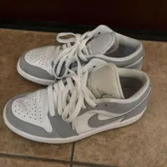 Nike Air Jordan 1 Low ホワイト/グレー