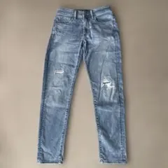 UNIQLO ダメージデニム ライトブルー