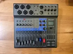 新品未開封】Zoom LiveTrak L-8 デジタルミキサー ケーブル付き - メルカリ