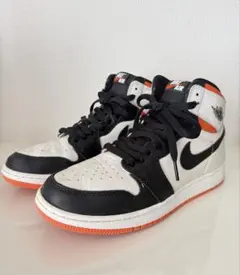 Nike Air Jordan 1 ホワイト/ブラック/オレンジ