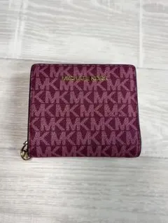 MICHAEL KORS 二つ折り財布 モノグラム ボルドー　赤のサムネイル