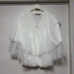 週末お値下げ❣️TORRAZZO DONNA フリルジップアップトップスのサムネイル