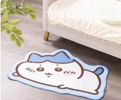 ハチワレラグマット　ちいかわ