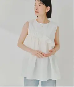 ドッキングフリルノースリーブブラウス