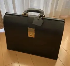 Item thumbnail for item 3db375b8-1a94-4f16-98c6-05d37cf6f8bc