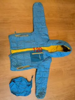 【montbell　モンベル】収納可能なフード付きダウンコート