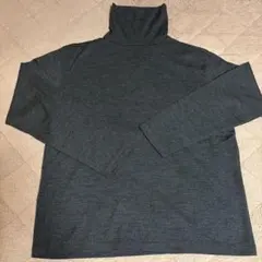 CONFECT(コンフェクト)ウール100%タートルネックニット