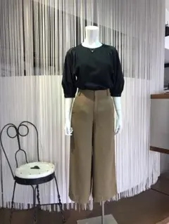 VIRGINIA BIZZI ヴィルジニアビッツィ<br>パンツ（その他） レディース  