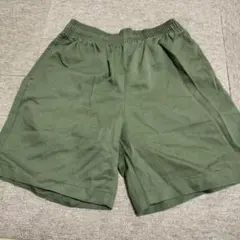 GU ダークグリーン ショートパンツ