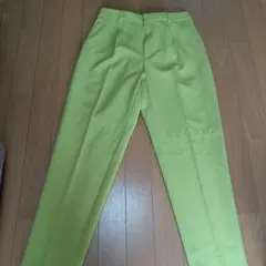 GU ライムグリーン パンツ