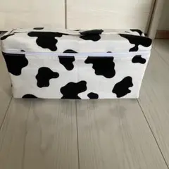 牛柄　大きなポーチ