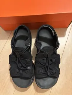 ナイキ　ココサンダル