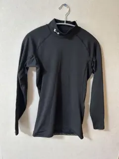 アンダーアーマー UNDER ARMOUR ハイネック長袖シャツ ブラックMD