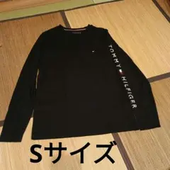トミーヒルフィガー ショルダーロゴロングスリーブTシャツ
