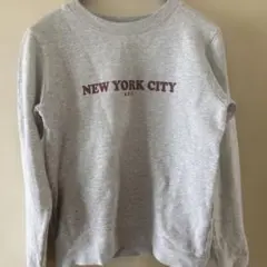 A.P.C. グレー トレーナー NEW YORK CITYのサムネイル