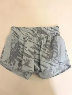 PUMA プーマ ✳︎ランニング ショートパンツ　レディース