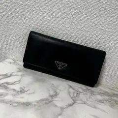 木*と様 PRADA プラダ 三角プレート サフィアーノレザー 三角ロゴ 長財布