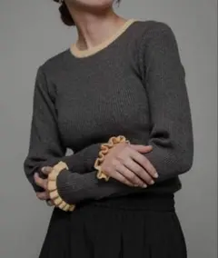 sonny label ニット「洗濯可」袖口フリルクルーネックプルオーバー