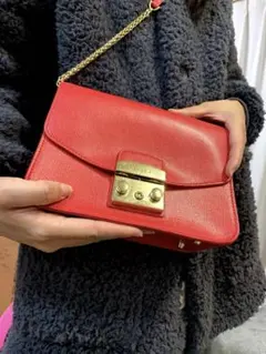 夏休み最終特価！スタートセール！フルラ FURLAレザーショルダーバッグのサムネイル