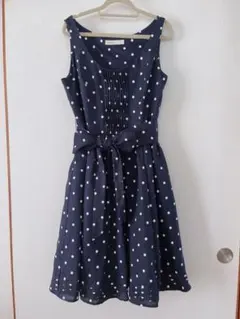 【As Know As】ネイビードットノースリーブひざ丈ワンピース