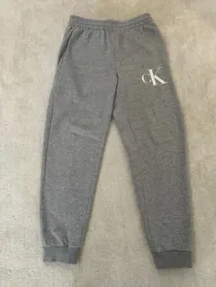 Calvin Klein グレー ジョガーパンツ、スウェットパンツ