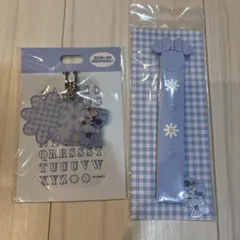 ディズニーストア ステッカー付きキーチェーン うちわグリップセット